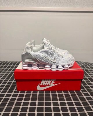 Nike Shox TL Plata y Blanco