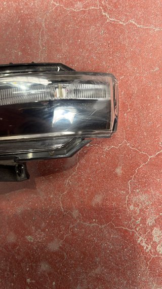 LUZ INTERMITENTE ADICIONAL IZQUIERDA A0999064701