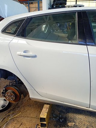 PUERTA TRASERA DERECHA Volvo V40 (2012->)