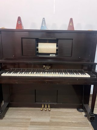 Pianola milton