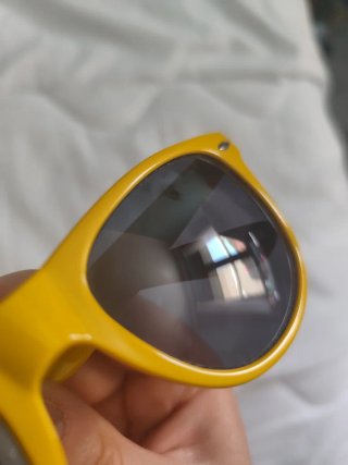 Gafas de sol Ray-Ban amarillas (falsas)