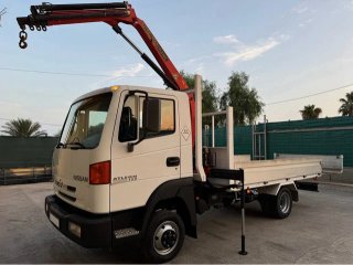 Nissan Atleon Grua Pluma