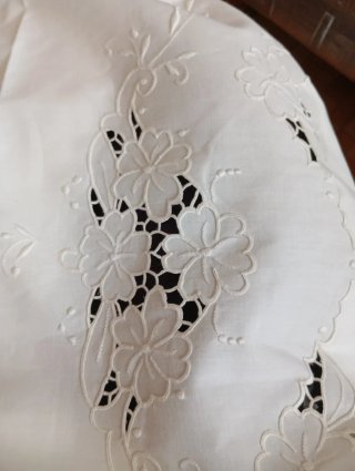 Sábanas bordadas 90