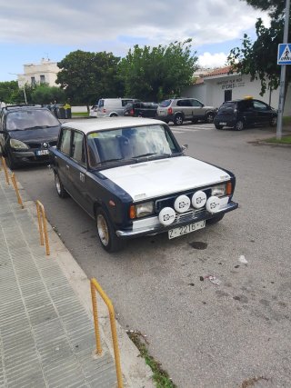 SEAT 124 1987