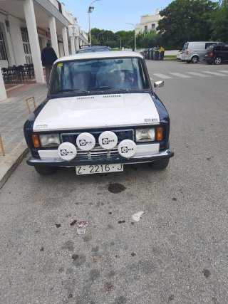 SEAT 124 1987