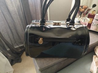 Bolso Roberto Cavalli charol grande negro