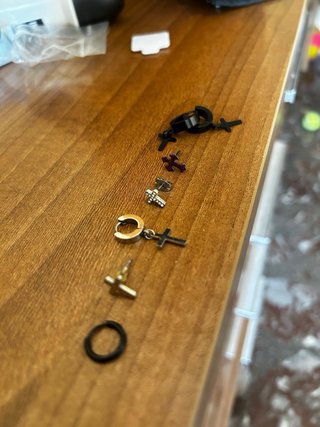 Pendientes nuevos de acero inoxidable con cruces