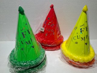 Gorros de cumpleaños cónicos