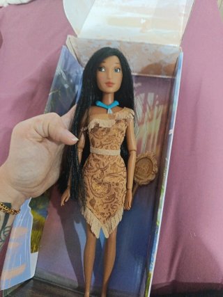 Muñeca Pocahontas Disney Princess Clásica