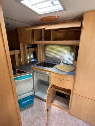 Caravana Sun Roller Queen 440L modelo 490CP 820Kg