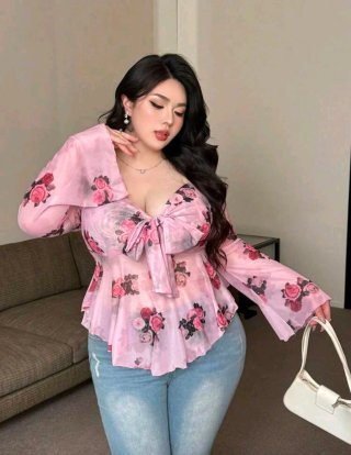 Blusa rosa floral manga larga