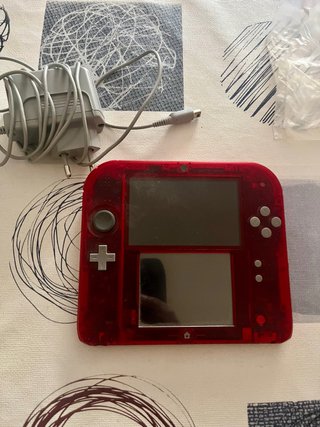 Nintendo 2DS Roja