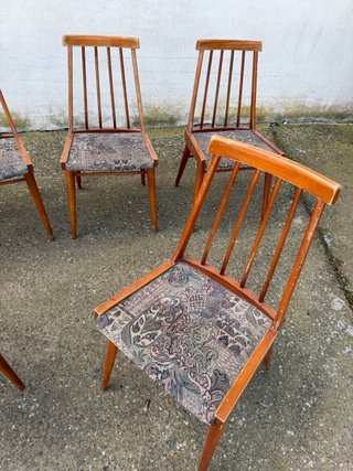Juego de 6 sillas de madera