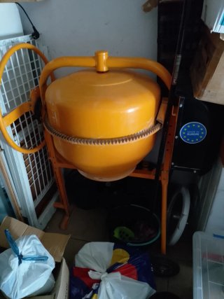 Hormigonera 120L
