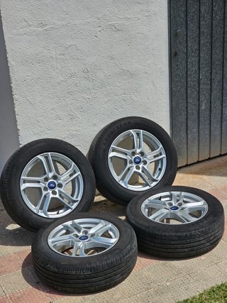 Llantas Ford Focus Originales con Sensores