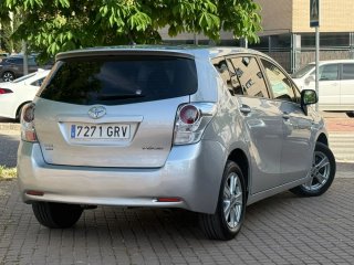 Toyota Verso 2010 2.0D4D 126cv 180.000 kilometros