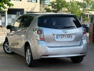 Toyota Verso 2010 2.0D4D 126cv 180.000 kilometros