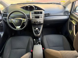 Toyota Verso 2010 2.0D4D 126cv 180.000 kilometros