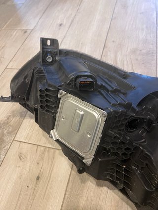 Faro Izquierdo Renault Captur Zen 2018