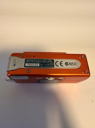 Sony Cyber-Shot DSC-U20 Naranja Vintage Japón de Segunda mano por
