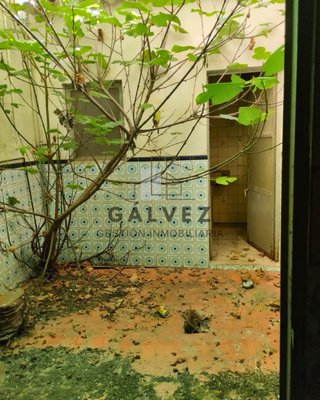 Se vende casa para reformar en Bailén