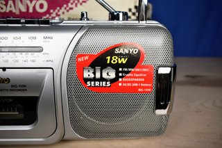 Radio Cassette Sanyo BIG-100K Plata