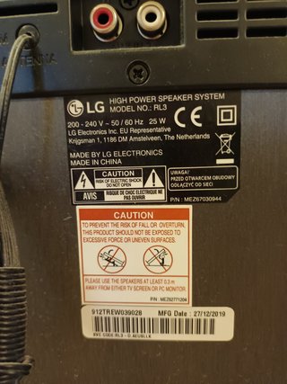 Torre de Sonido LG Negra. Con mando a distancia.