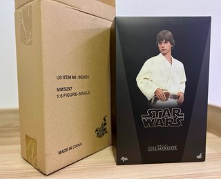 Hot Toys Luke Skywalker Una Nueva Esperanza 1/6