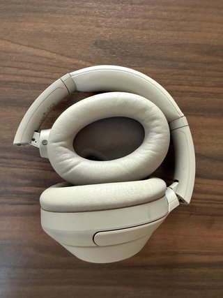 Sony WH-1000XM4 Beige/Dorado