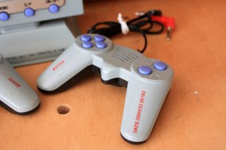 Máquina Game & Watch YD-322 con mandos
