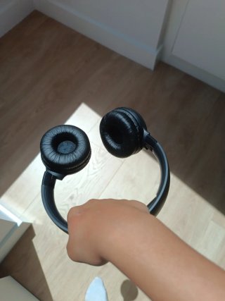 Cascos JBL Tune 520BT Negros fáciles de llevar