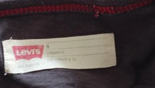 Camiseta Levi's gris talla M