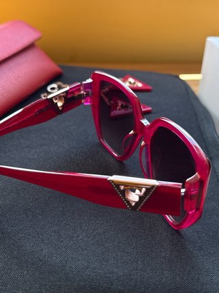 Gafas de Sol Guess Rosas y Doradas