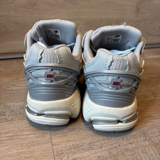 Zapatillas New Balance 1906D Talla 42 Beige/Gris