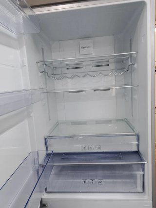 Nevera Beko 70 cm ancho