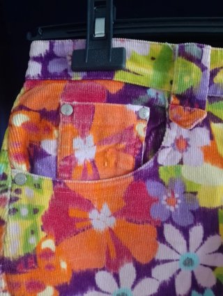 Minifalda de pana estampada