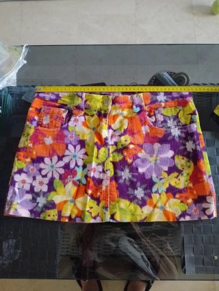 Minifalda de pana estampada