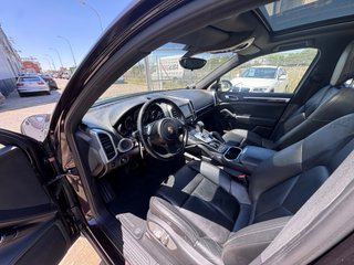 Porsche Cayenne 2014 libro completo de revision