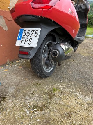 Aprilia Atlantic 125 Roja