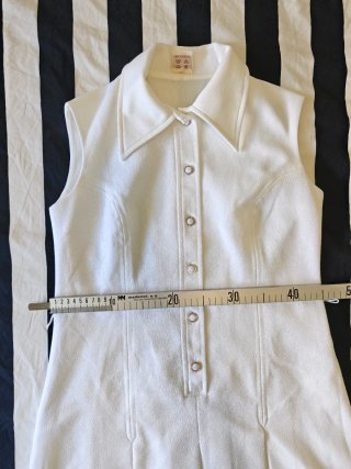 Vestido camisero blanco sin mangas