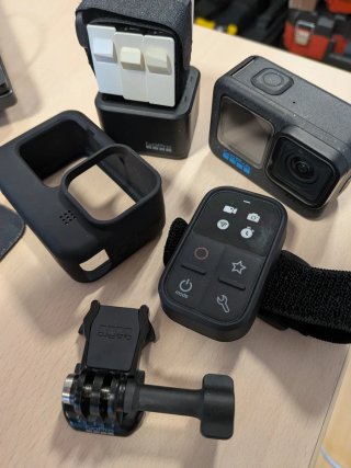 GoPro Hero 12 + 4 Baterías Enduro