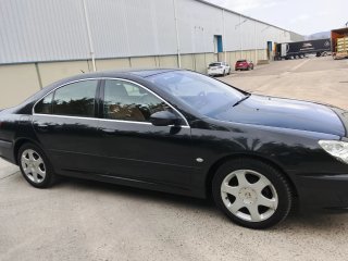 Peugeot 607 2004