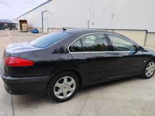 Peugeot 607 2004