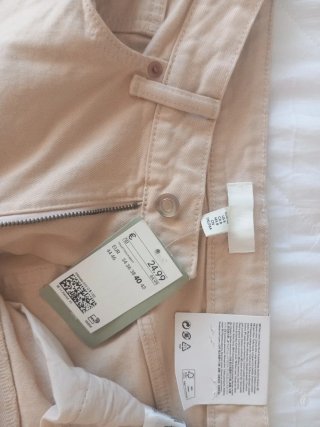 PANTALÓN BEIGE