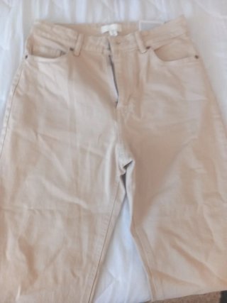 PANTALÓN BEIGE