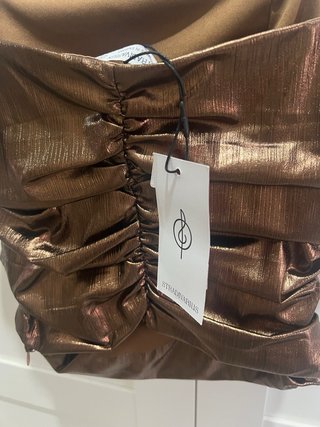 Top Stradivarius Marrón Dorado