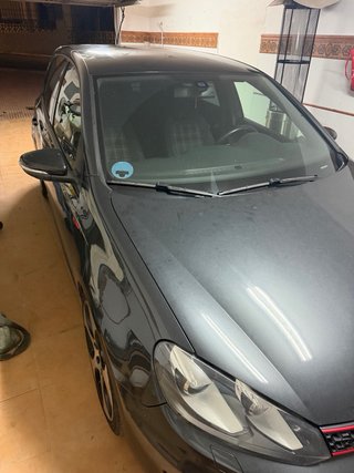 Volkswagen Golf GTI DSG