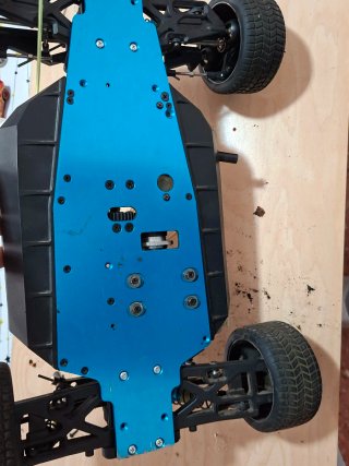 Buggy 1/8 SH Racing con Emisora