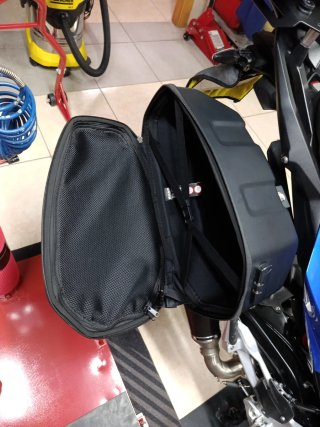 Maletas Laterales SHAD BMW F900 Xr , R