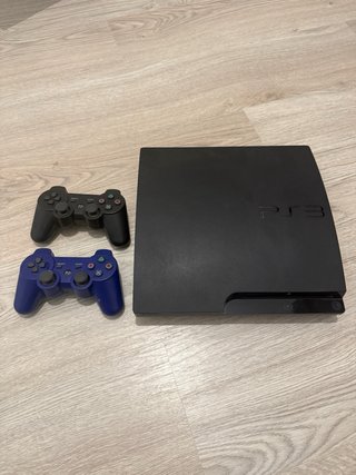 PlayStation 3 slim 160GB con 2 mandos